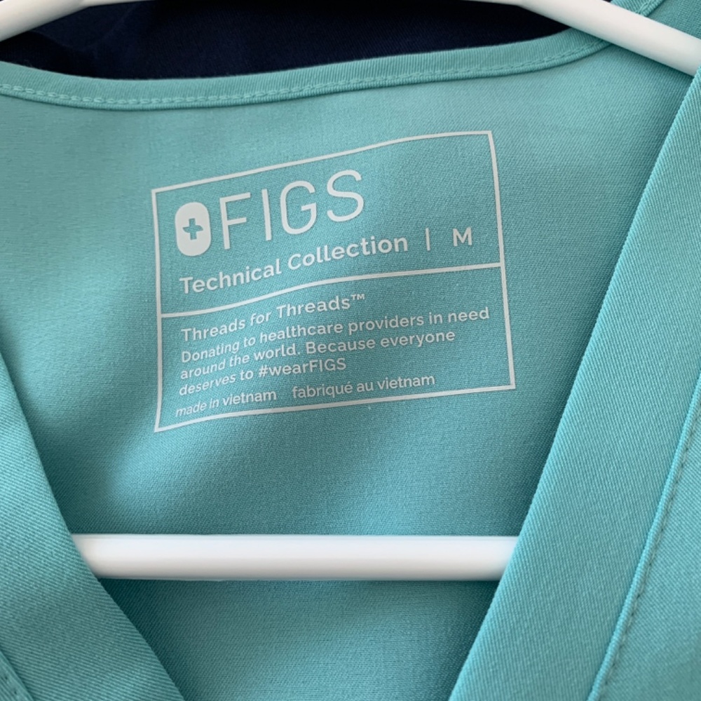 Figs Medium - image 2